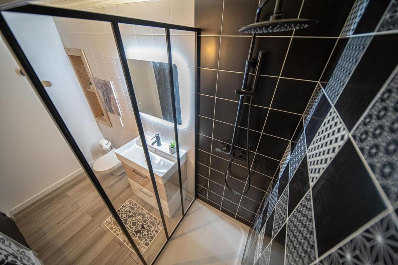 Spacious Renovated Loft - University - Guillotiere Lyon Exterior photo